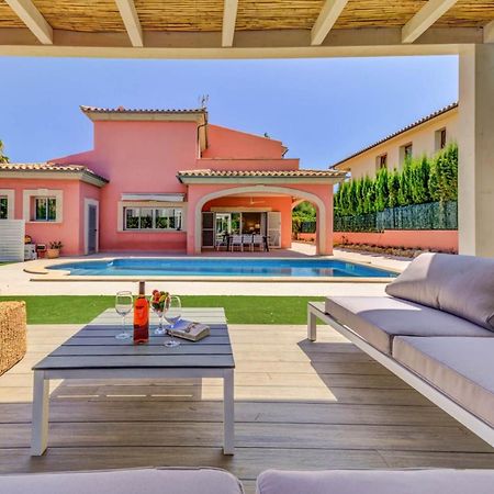 Deluxe Mallorca Villa Upmarket Location Maria Bonaire I 4 Bedrooms I Close To The Beach Alcudia Exterior photo