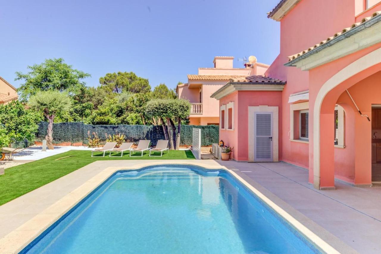 Deluxe Mallorca Villa Upmarket Location Maria Bonaire I 4 Bedrooms I Close To The Beach Alcudia Exterior photo